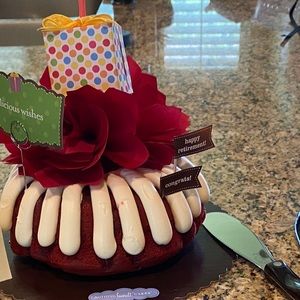 Meet your Posher, Marilyn